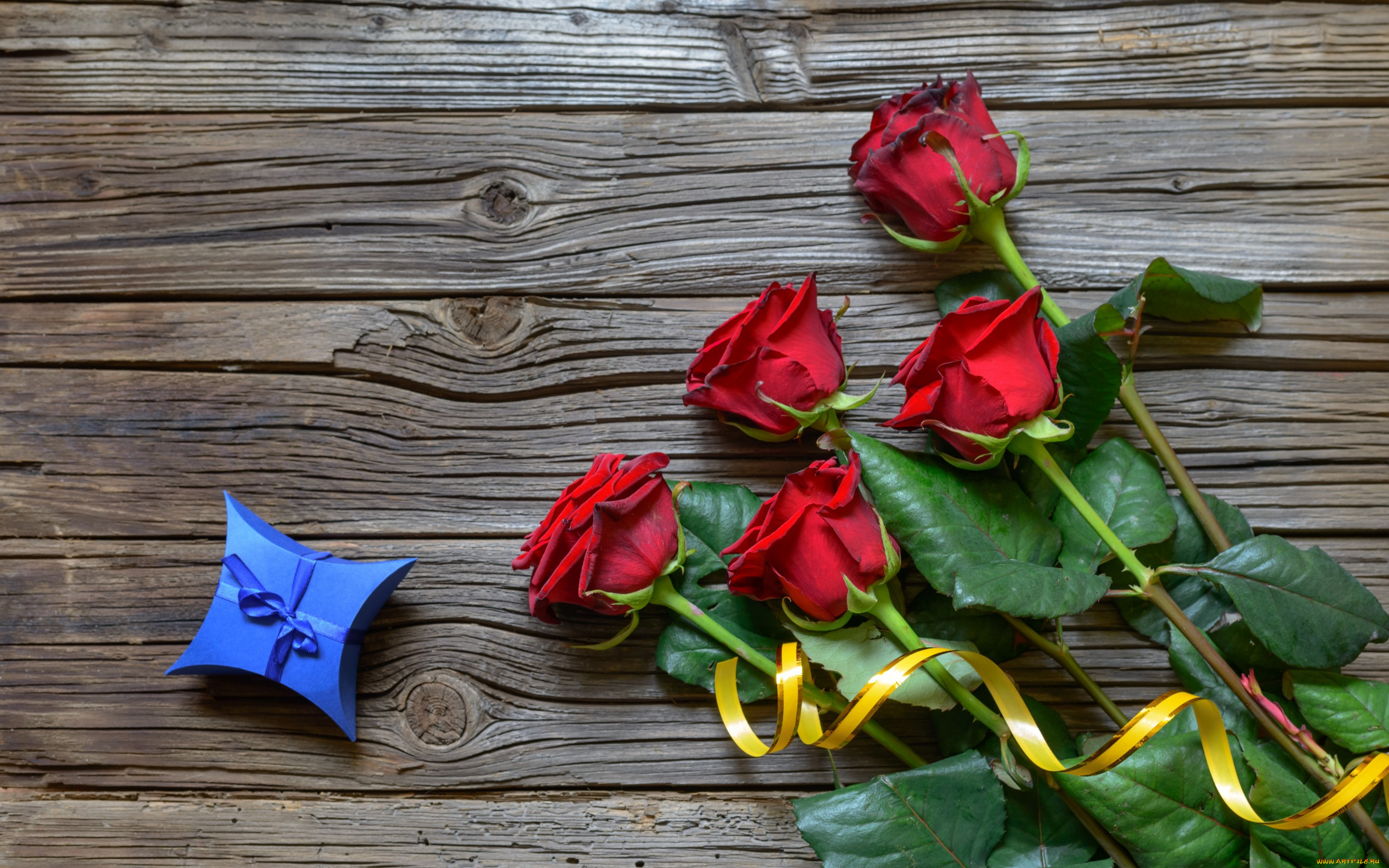 , , red, , gifts, , roses, , 
